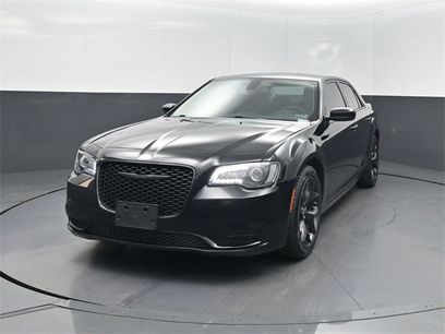 Used 2022 Chrysler 300 Touring w/ Sport Appearance Package