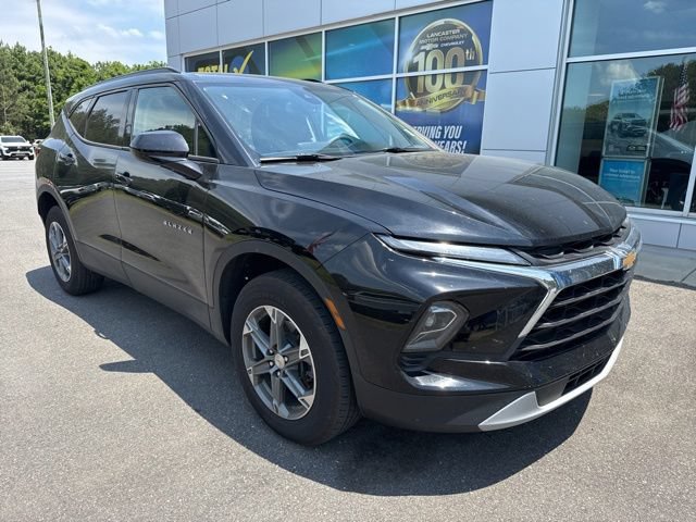 Used 2024 Chevrolet Blazer LT w/ Convenience Package FWD image 1