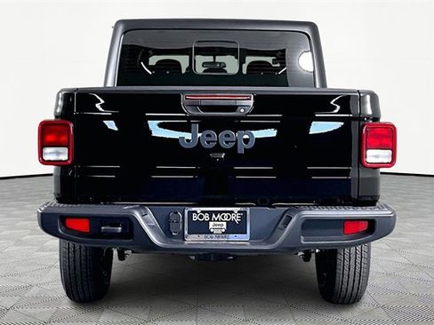 New 2026 Jeep Gladiator Sport image 5