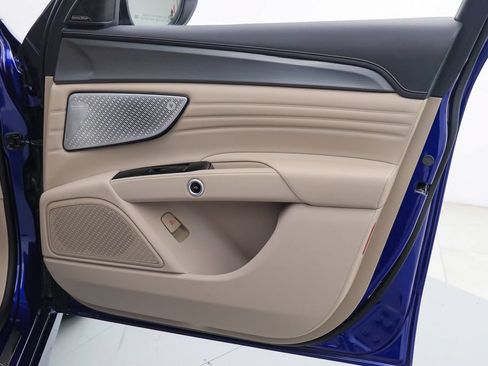 Certified 2023 Maserati Grecale Modena AWD/4WD image 10