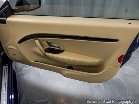 Used 2017 Maserati GranTurismo MC image 24