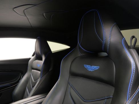 Used 2020 Aston Martin DBS Superleggera RWD image 18