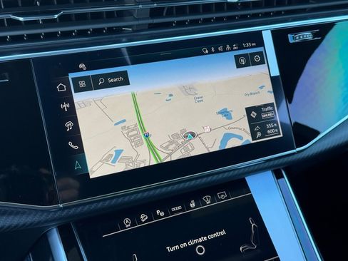 New 2026 Audi RS Q8 performance image 4