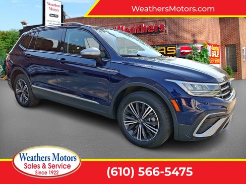 Used 2024 Volkswagen Tiguan Wolfsburg Edition FWD image 1
