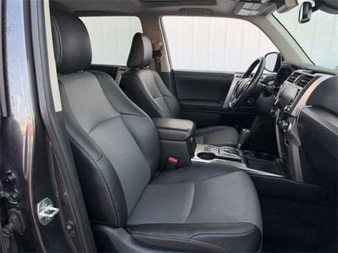 Used 2023 Toyota 4Runner SR5 Premium w/ Moonroof Package image 31