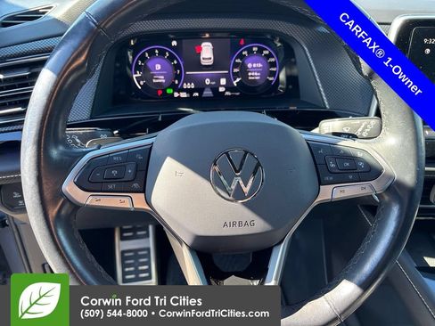 Used 2024 Volkswagen Atlas Cross Sport SEL R-Line AWD/4WD image 2