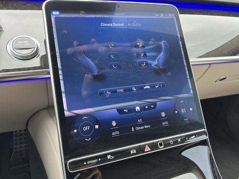 Certified 2023 Mercedes-Benz S 500 4MATIC image 30