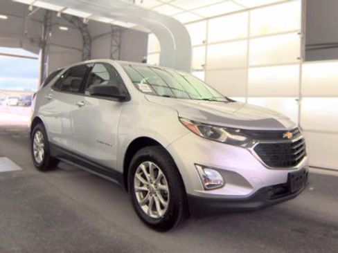 Used 2019 Chevrolet Equinox LS AWD/4WD image 3