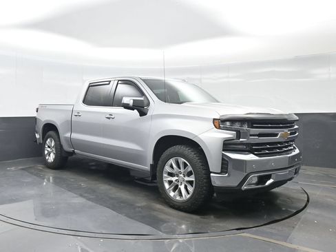 Used 2019 Chevrolet Silverado 1500 LTZ w/ LTZ Premium Package AWD/4WD image 9