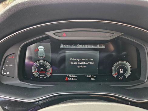 Used 2023 Audi Q8 Premium Plus w/ Premium Plus Package image 11