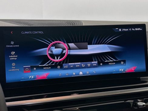 Used 2026 BMW X6 M60i image 21