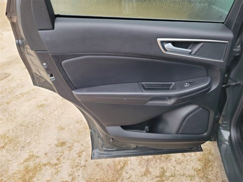 Used 2024 Ford Edge SEL image 30