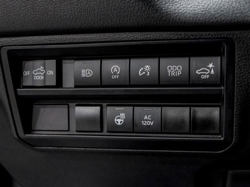 Used 2023 Toyota Tundra Limited image 29