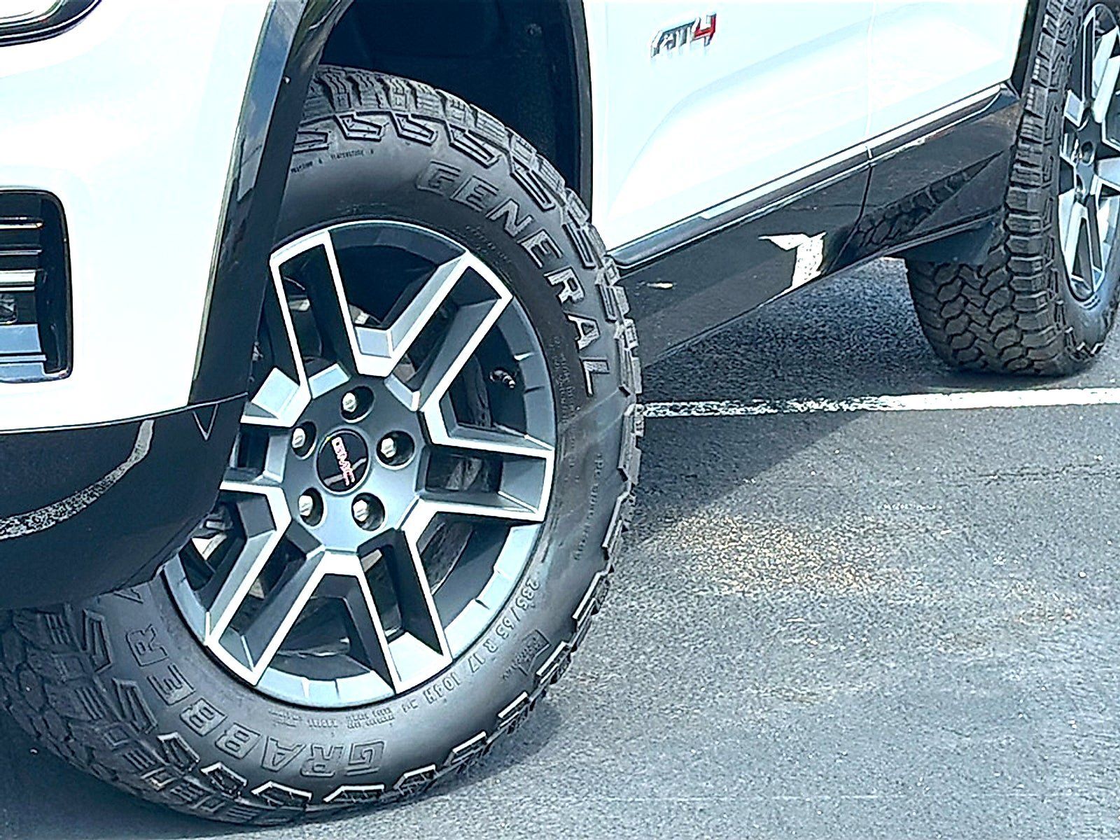 New 2026 GMC Terrain AT4 w/ Convenience Package III AWD/4WD image 3