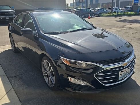Used 2023 Chevrolet Malibu LT image 2