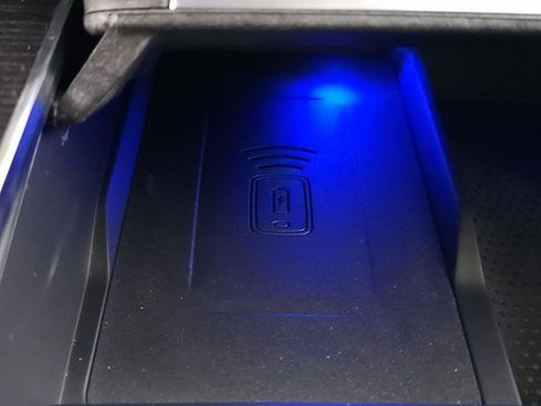 Used 2026 BMW X5 xDrive40i w/ Executive Package image 32