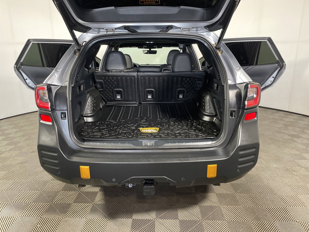 Used 2025 Subaru Outback Wilderness AWD/4WD image 21