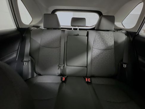 Used 2025 Toyota RAV4 XLE image 33