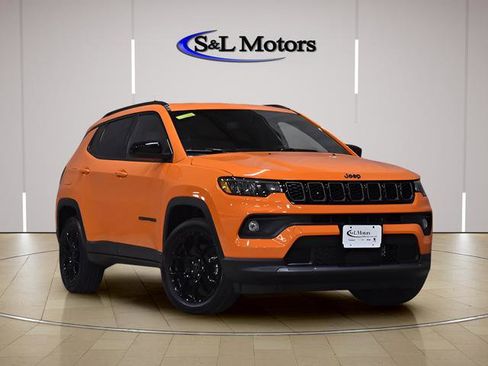 New 2026 Jeep Compass Latitude AWD/4WD image 1