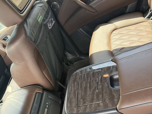Used 2023 Nissan Armada Platinum w/ Captain's Chairs Package AWD/4WD image 18