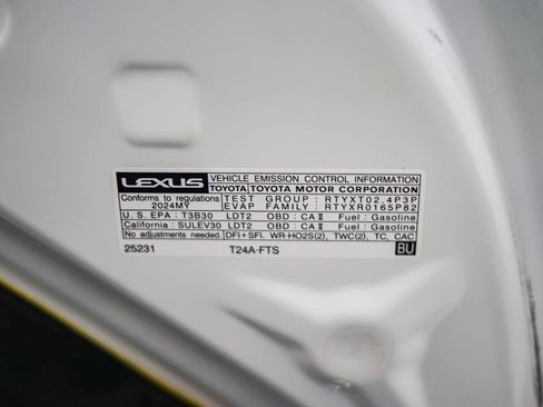 Used 2024 Lexus RX 350 Premium w/ Accessory Package (Z1) FWD image 32