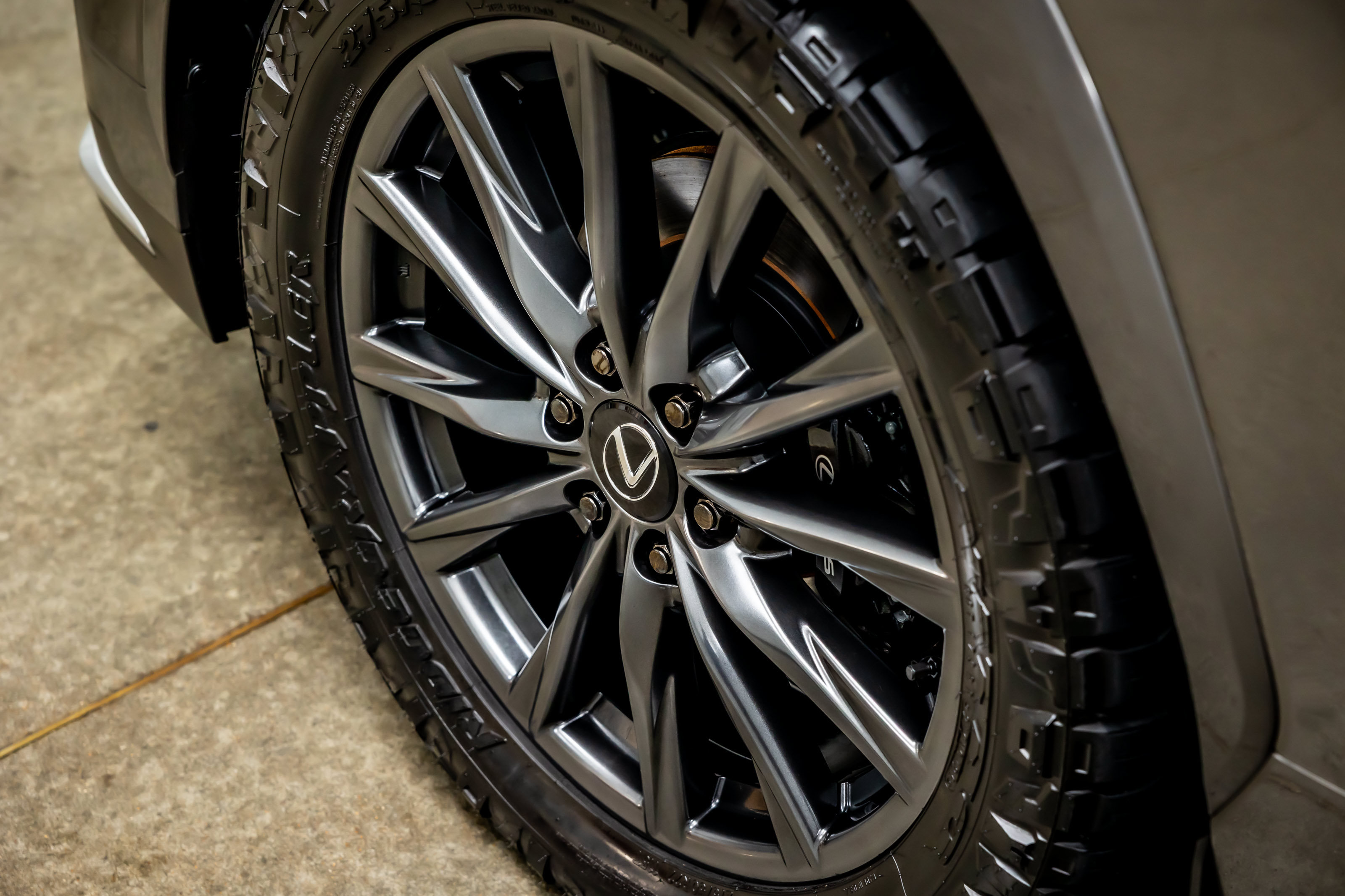 Used 2024 Lexus LX 600 F Sport AWD/4WD image 19
