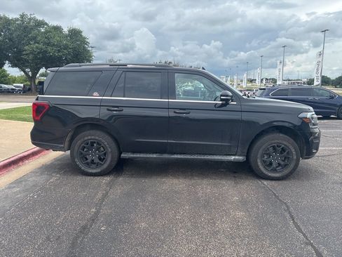 Used 2023 Ford Expedition Timberline AWD/4WD image 4