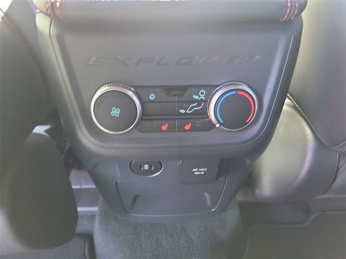 Used 2025 Ford Explorer ST image 15
