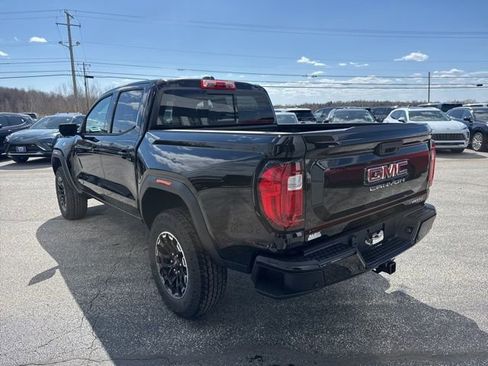New 2026 GMC Canyon AT4 w/ AT4 Premium Package AWD/4WD image 5