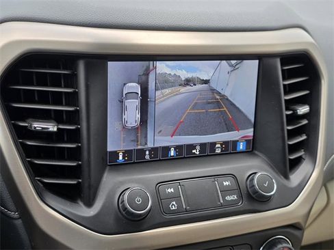 Used 2023 GMC Acadia Denali w/ Denali Ultimate Package image 19