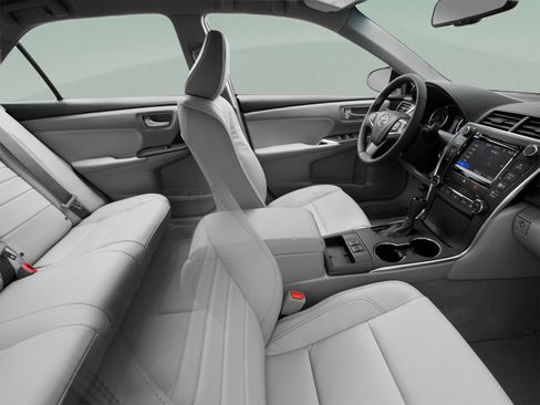 Used 2017 Toyota Camry SE FWD image 43