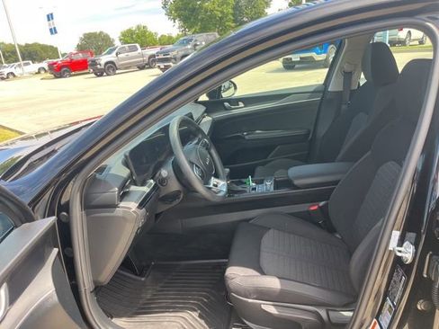 Used 2025 Kia K5 LXS FWD image 14