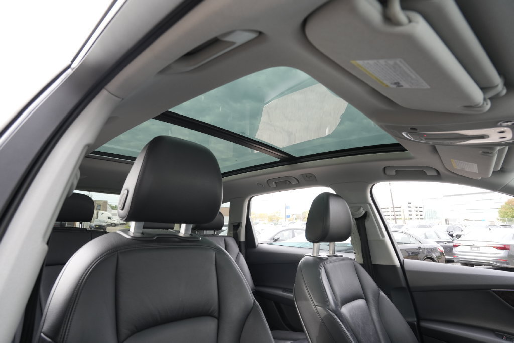 Used 2018 Audi Q7 3.0T Premium Plus AWD/4WD image 34