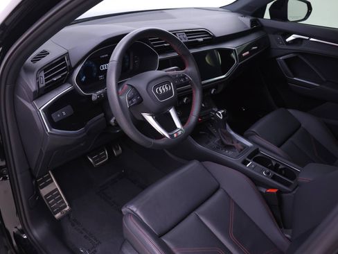 Certified 2025 Audi Q3 2.0T Premium Plus w/ Premium Plus Package AWD/4WD image 6