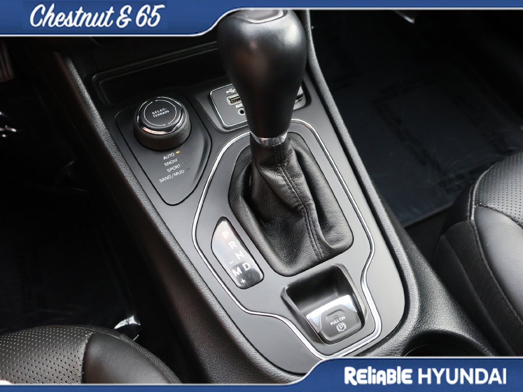Used 2021 Jeep Cherokee Latitude Lux AWD/4WD image 37