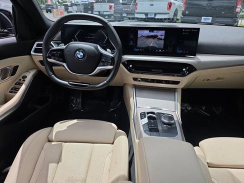 Used 2025 BMW 330i Sedan image 14