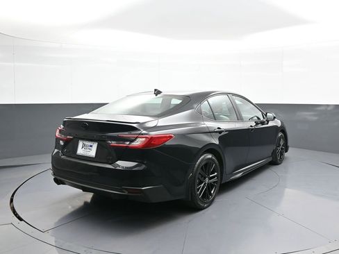 Certified 2025 Toyota Camry SE w/ Convenience Package FWD image 6