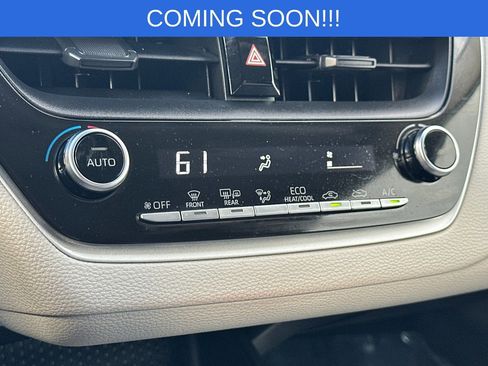 Used 2020 Toyota Corolla LE w/ Carpet Mat Package (TMS) FWD image 20