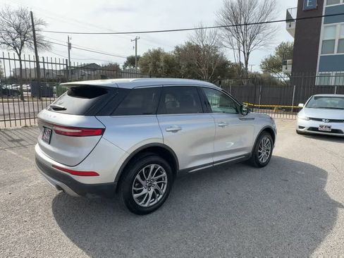 Used 2020 Lincoln Corsair FWD w/ Equipment Group 101A image 8