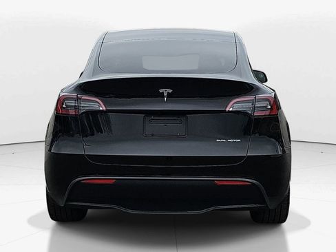 Used 2023 Tesla Model Y Long Range AWD/4WD image 7