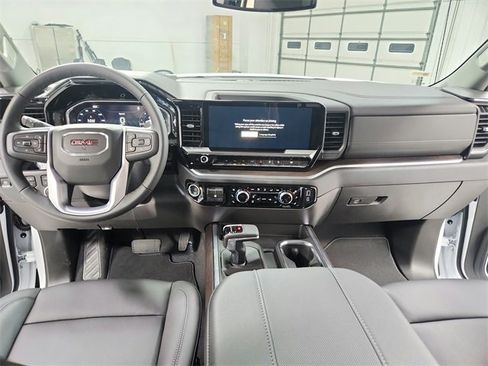 New 2026 GMC Sierra 1500 SLT w/ SLT Premium Plus Package image 27