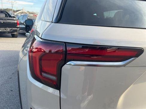 New 2026 GMC Terrain AT4 w/ Convenience Package III image 7