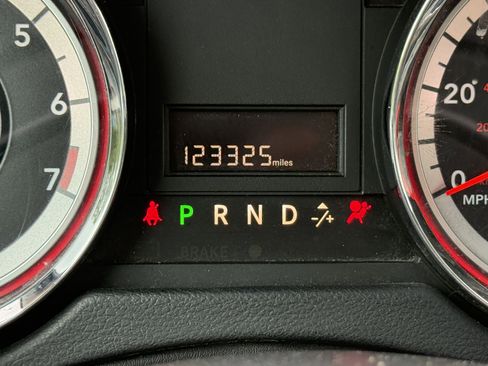 Used 2017 Dodge Grand Caravan SE w/ Power Window Group FWD image 16