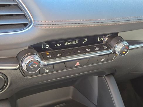 New 2026 MAZDA MAZDA3 2.5 S Hatchback w/ Premium Pkg FWD image 27
