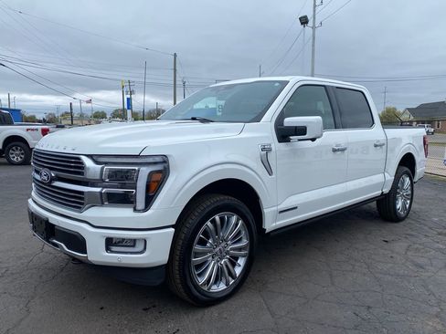 Used 2025 Ford F150 Platinum w/ Equipment Group 703A Plus AWD/4WD image 7