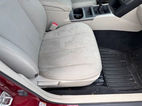 Used 2011 Subaru Outback 2.5i AWD/4WD image 16