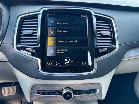 Used 2022 Volvo XC90 T6 Inscription w/ Lounge Package image 16