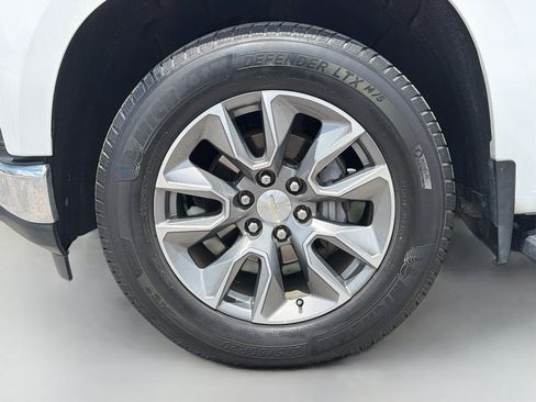 Used 2020 Chevrolet Silverado 1500 LT w/ All-Star Edition RWD image 38