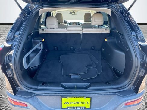 Used 2016 Jeep Cherokee Limited AWD/4WD image 23