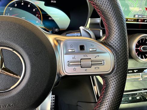 Certified 2022 Mercedes-Benz GLC 43 AMG 4MATIC image 24